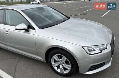 Audi A4  2017