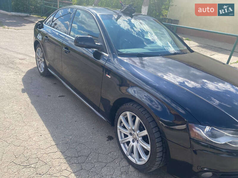 Седан Audi A4 2012 в Одессе