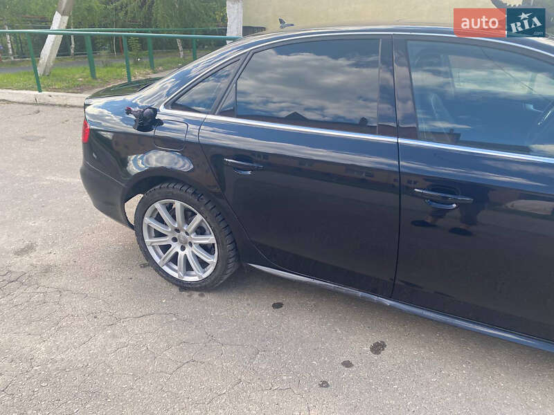 Седан Audi A4 2012 в Одессе
