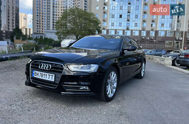 Audi A4  2013