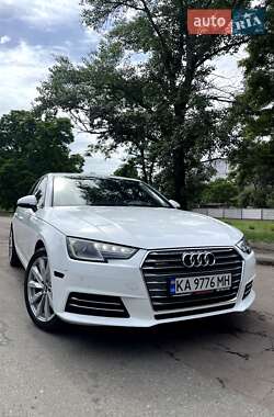 Audi A4  2016