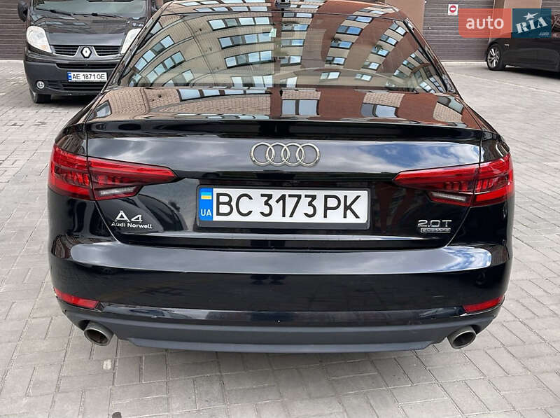 Седан Audi A4 2016 в Днепре