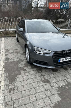 Audi A4  2016