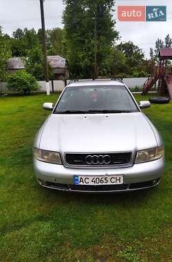 Audi A4  2000