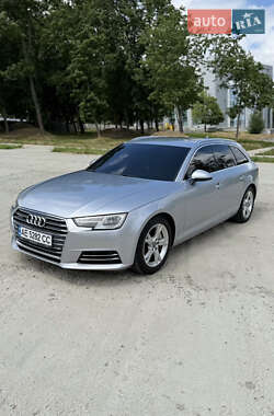 Audi A4  2016