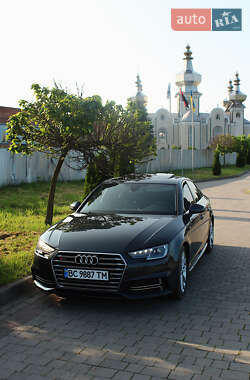 Audi A4  2019