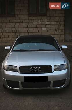 Седан Audi A4 2001 в Ладыжине