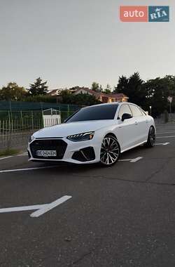 Audi A4  2023