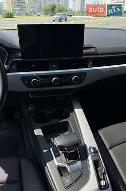 Седан Audi A4 2021 в Киеве