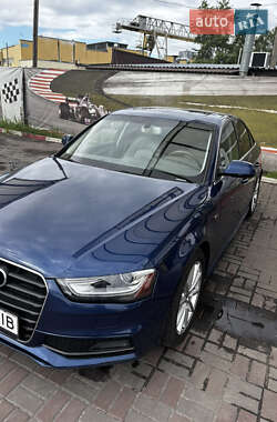 Audi A4  2014