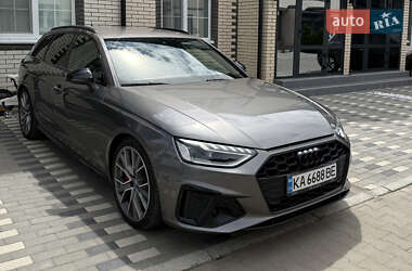 Audi A4  2019