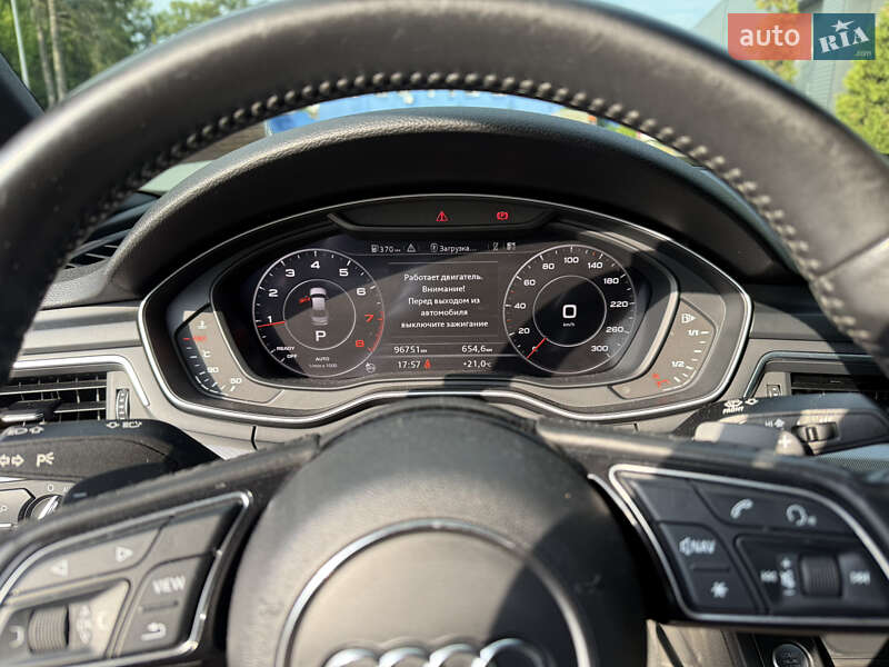 Седан Audi A4 2016 в Днепре