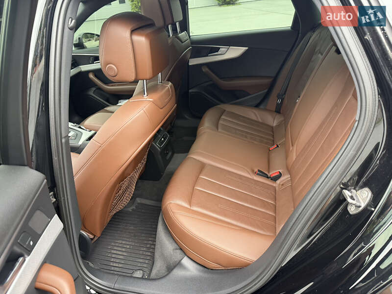 Седан Audi A4 2016 в Днепре