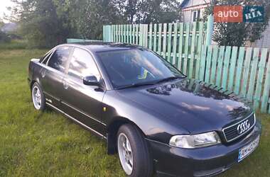 Audi A4  1998