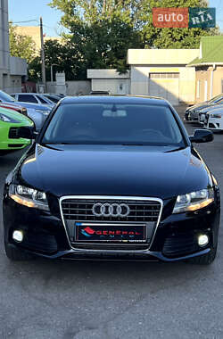 Audi A4  2011