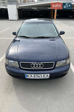 Audi A4  1997