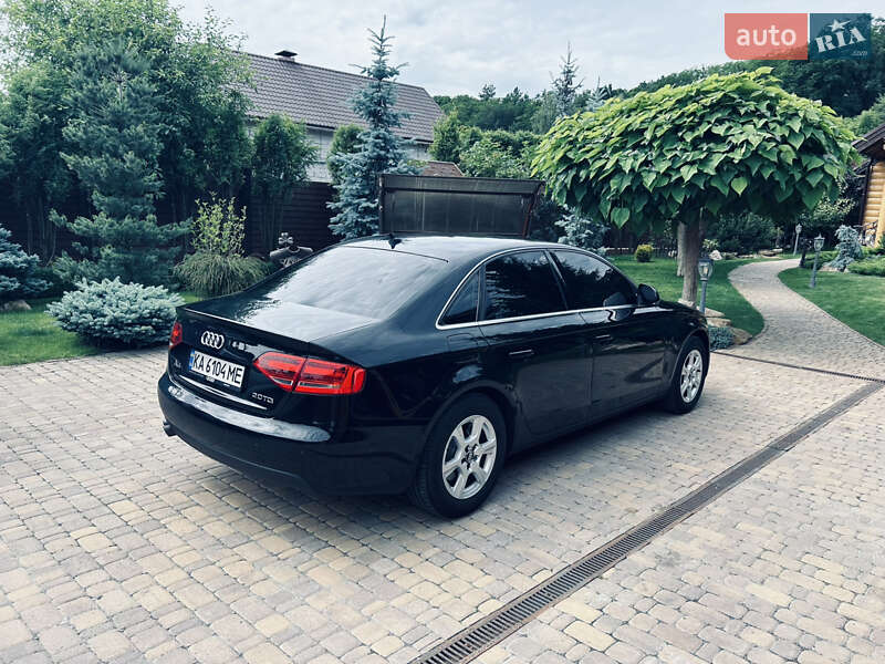 Седан Audi A4 2009 в Києві