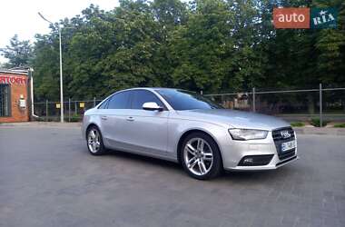 Audi A4  2013