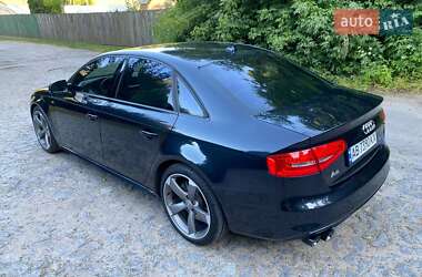 Audi A4  2015