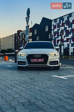 Audi A4  2017