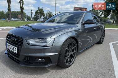 Audi A4  2015