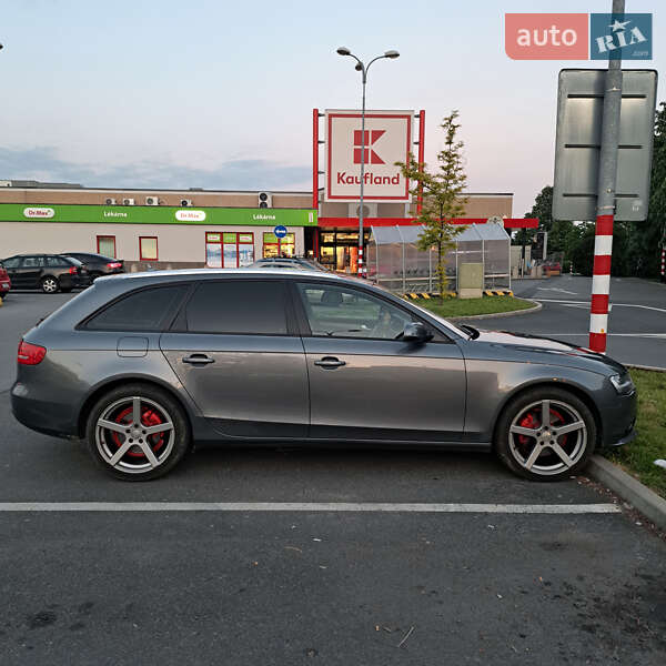 Універсал Audi A4 2012 в Ужгороді