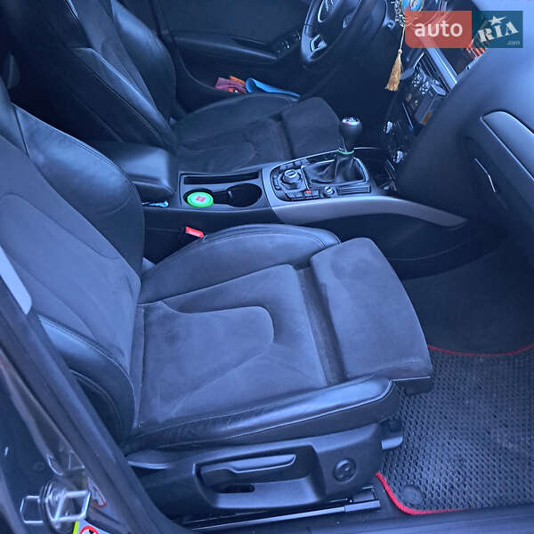 Універсал Audi A4 2012 в Ужгороді