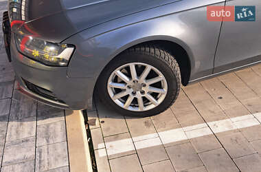 Універсал Audi A4 2012 в Ужгороді