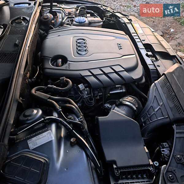 Універсал Audi A4 2012 в Ужгороді