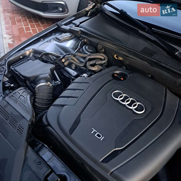 Універсал Audi A4 2012 в Ужгороді