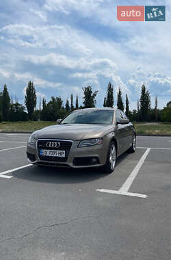 Audi A4  2011