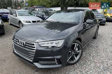 Audi A4  2018