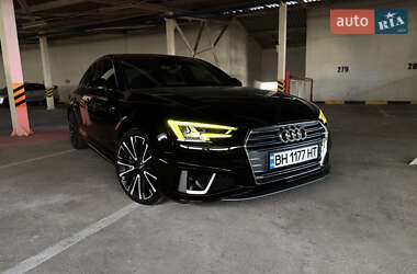 Audi A4  2019