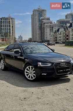 Audi A4  2012