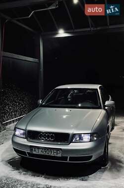 Audi A4  1998
