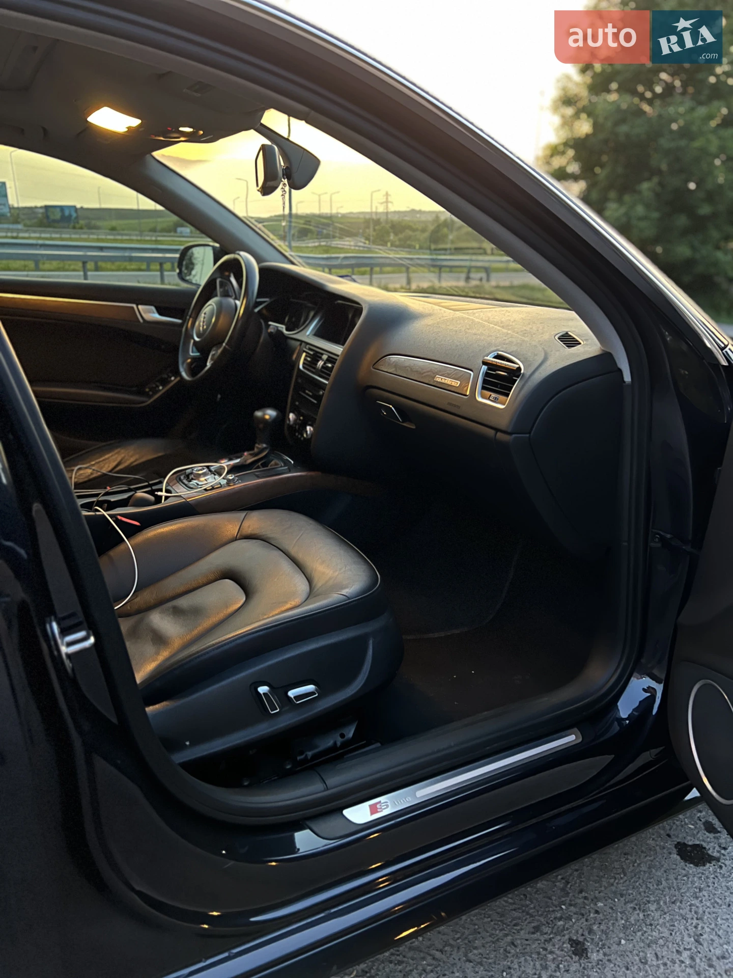 Audi A4 2014 VIN WAUFFAFL9FN017095 фото оголошення 15 з 37