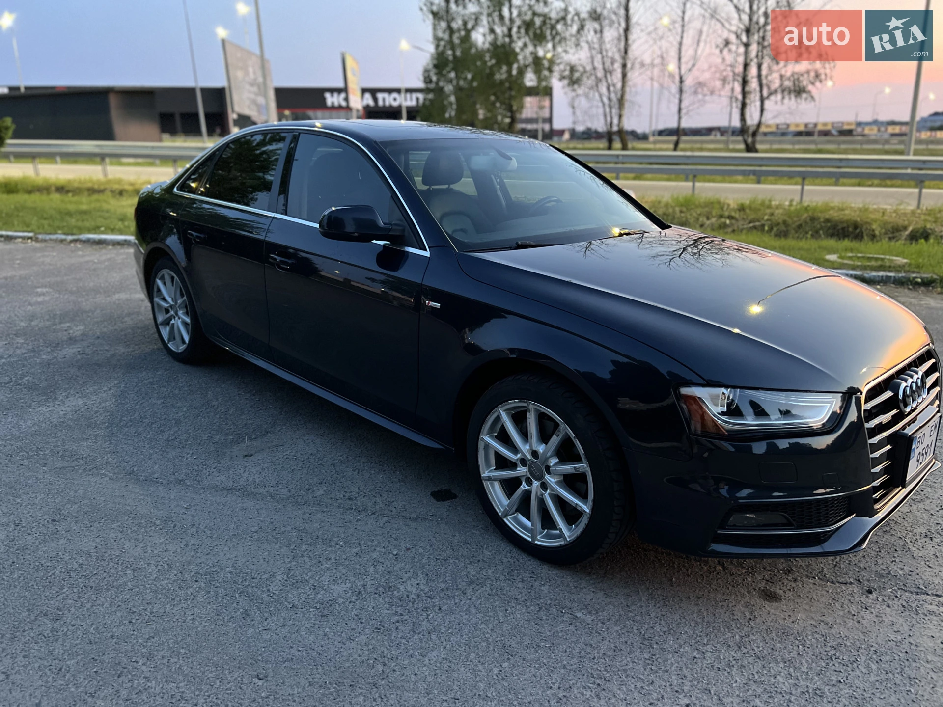 Audi A4 2014 VIN WAUFFAFL9FN017095 фото оголошення 4 з 37