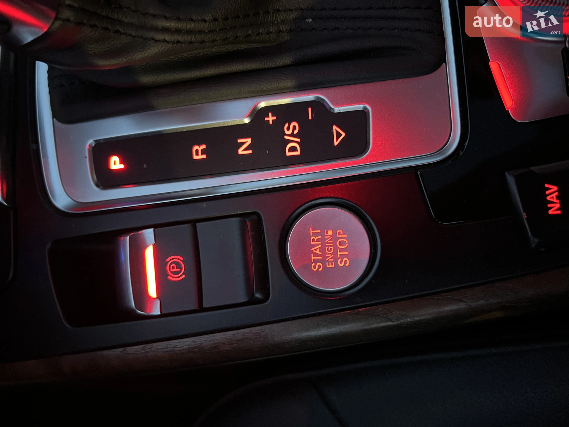 Audi A4 2014 VIN WAUFFAFL9FN017095 фото оголошення 22 з 37