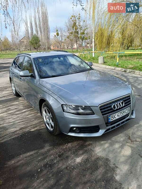 Audi A4 2011