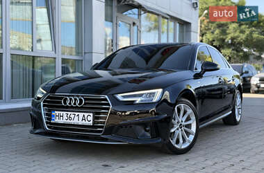 Audi A4  2019