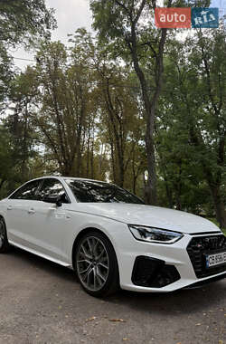 Audi A4  2020