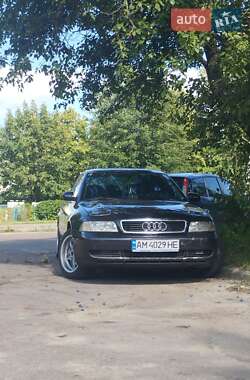 Audi A4  1998