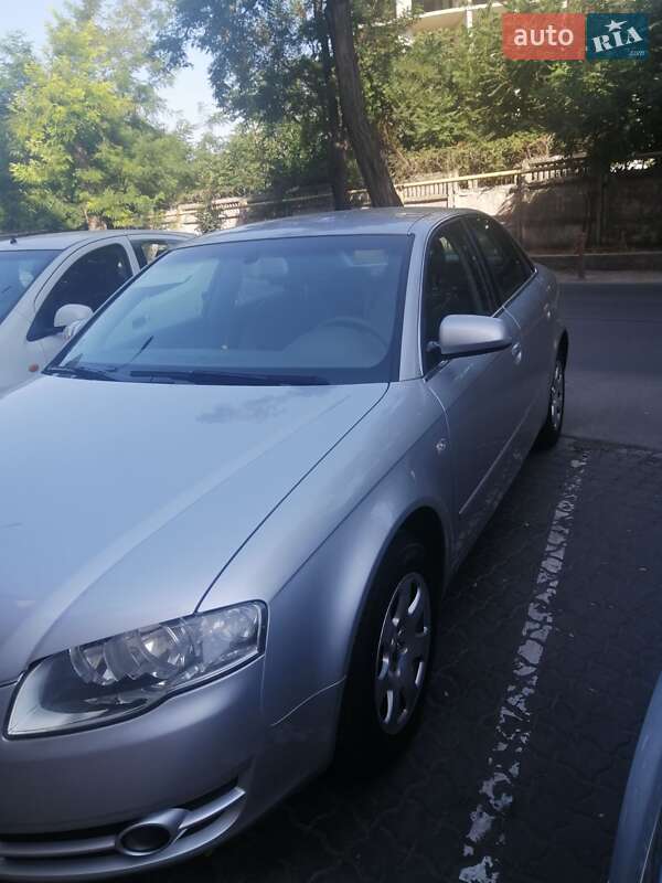 Седан Audi A4 2004 в Одесі