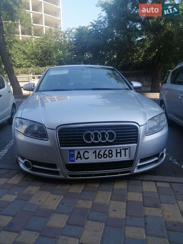 Audi A4 2004 Audi A4 2004