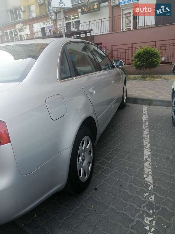 Седан Audi A4 2004 в Одесі