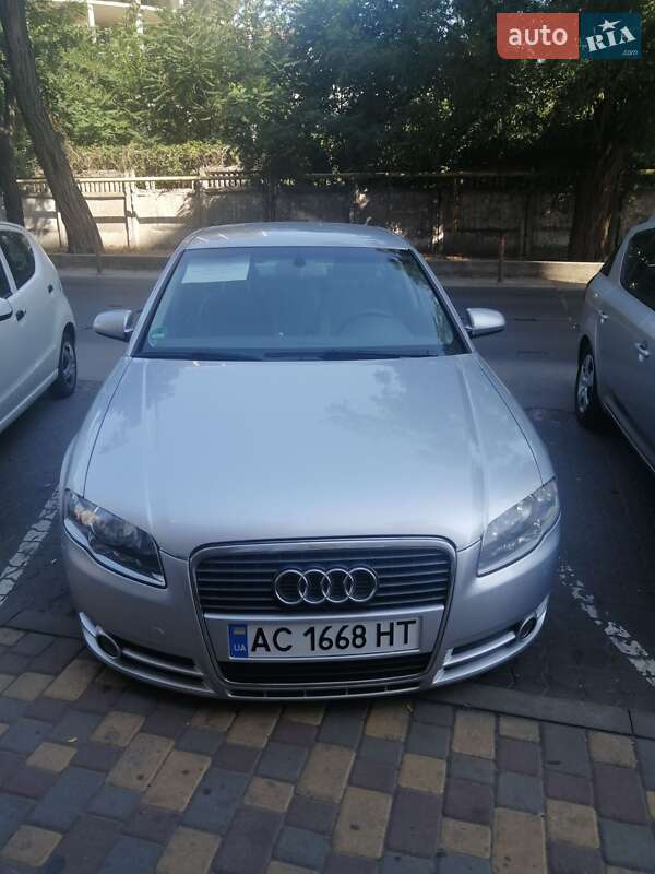 Седан Audi A4 2004 в Одесі