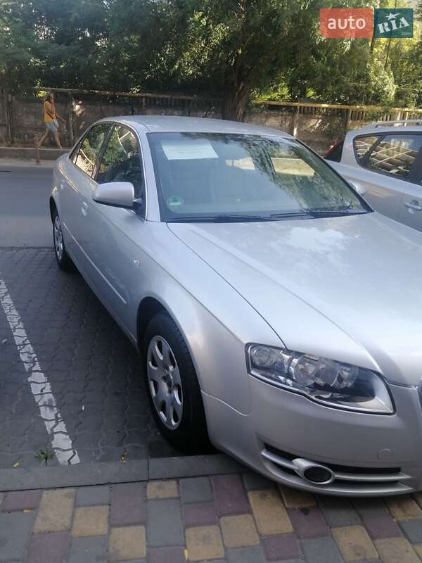 Седан Audi A4 2004 в Одесі