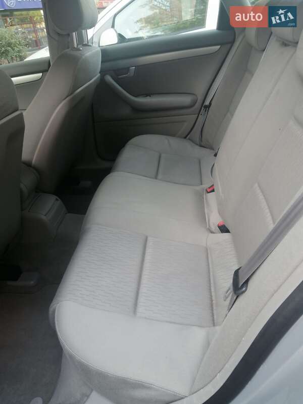Седан Audi A4 2004 в Одесі
