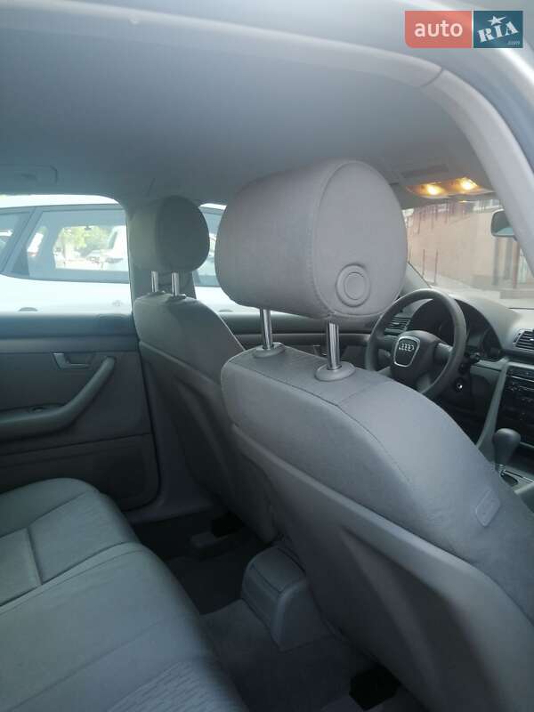 Седан Audi A4 2004 в Одесі