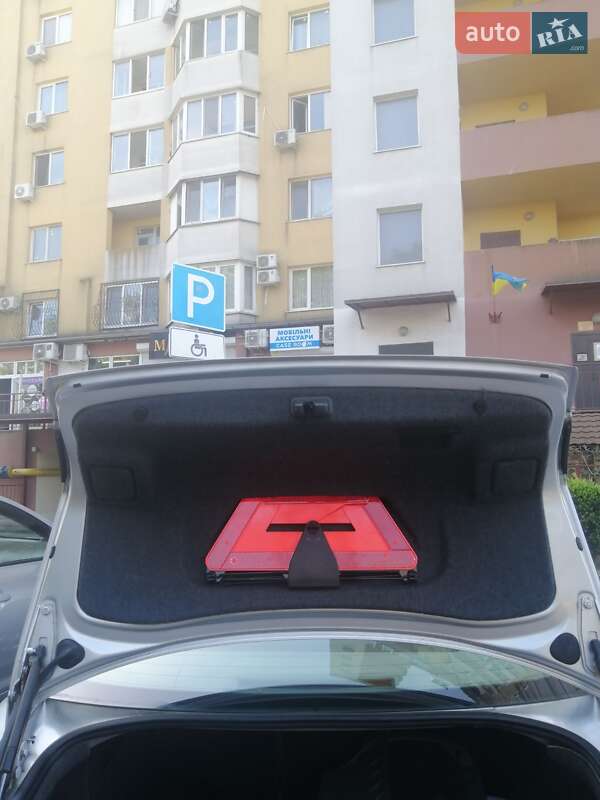 Седан Audi A4 2004 в Одесі